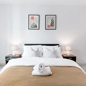 https://the-shipwrite.brighton-hotels-england.com