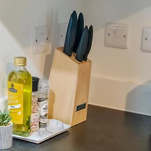 https://luton-modern-serviced-accommodation-for-contractors.cambridgehotelsuk.com